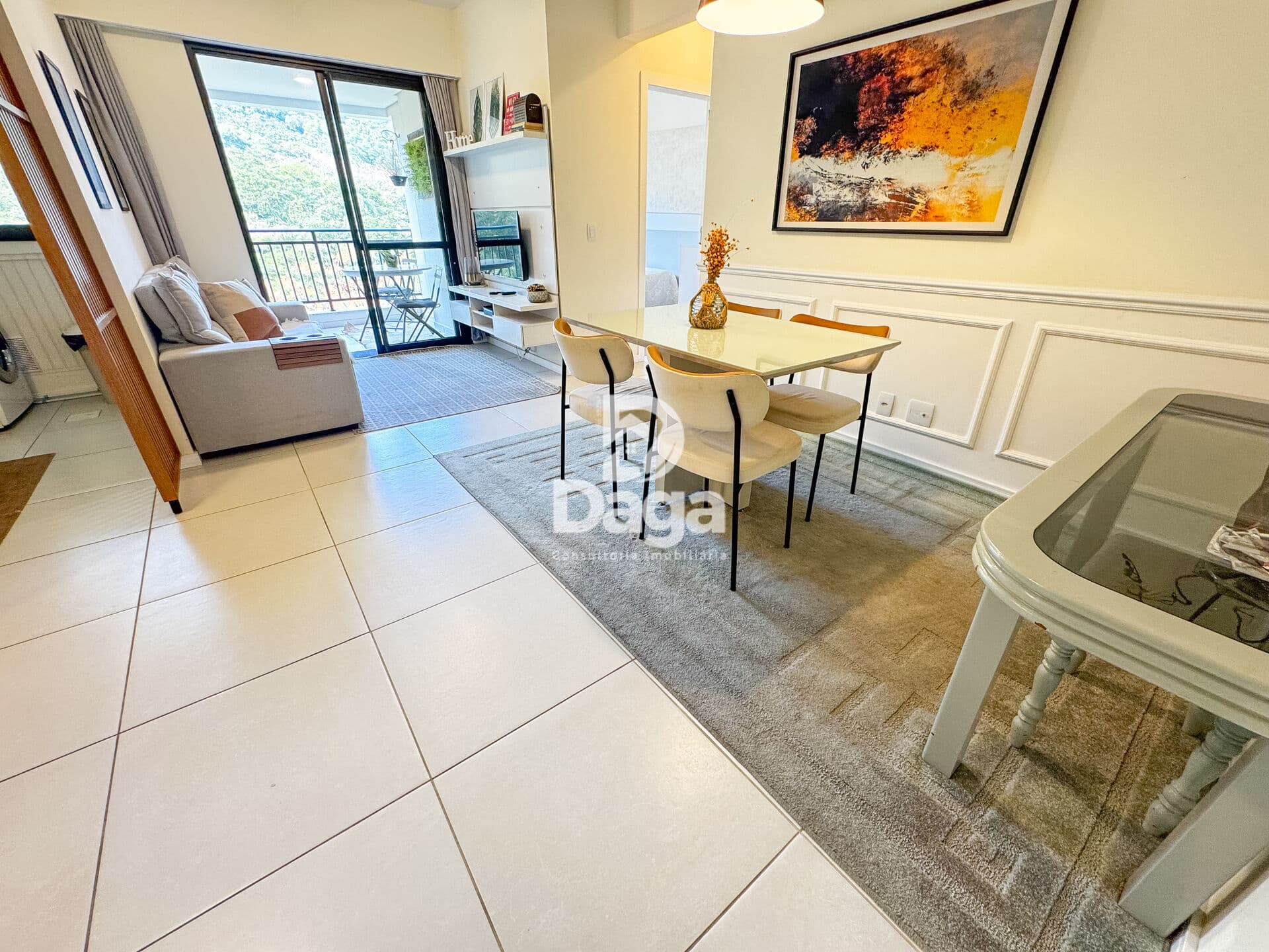 Apartamento 2 dormitórios, sendo 1 suite - Itacorubi - Florianópolis - PORTEIRA FECHADA