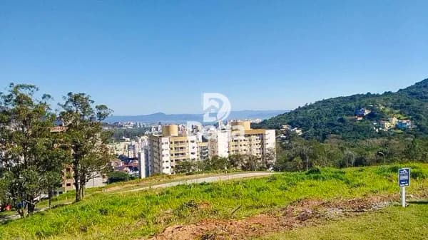 Terreno a venda no Itacorubi 510m²