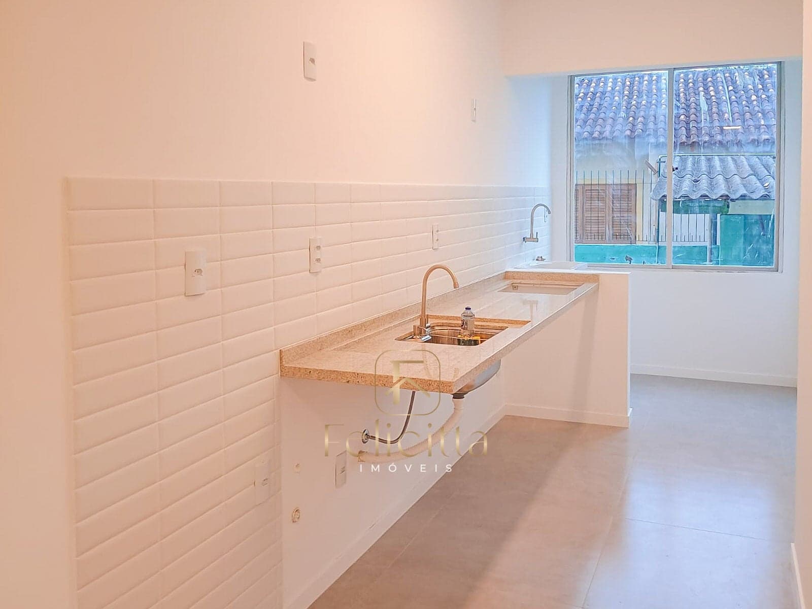 Apartamento 3 quartos (1 suíte) na Agronômica