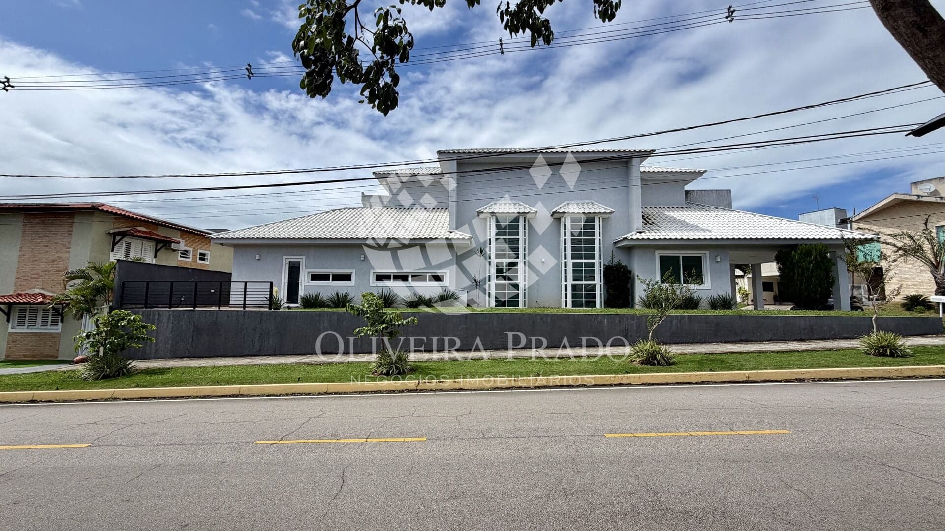 Júnior Creci 4745 - 84 99922.4172- Cond. Bosque dos Pássaros - Casa c/ 4 Suíte - R$ 1.390.000 - Parque do Jiquí - Parnamirim