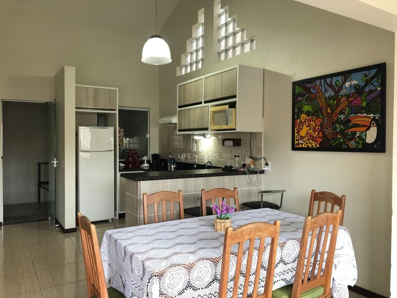 Apartamento Mobiliado para Locação Anual no Centro de Garopaba