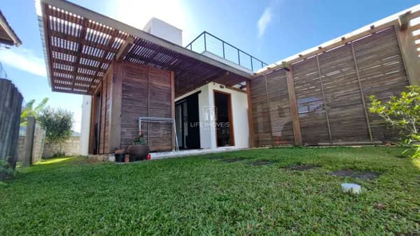 Casa para Locação Anual na Areias do Macacu em Garopaba/SC