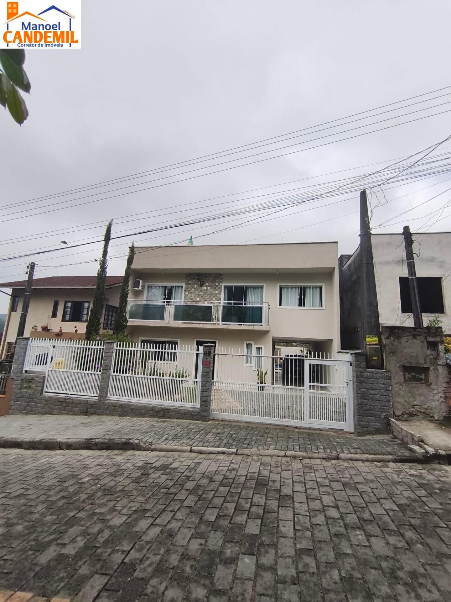 Casa Sobrado em Profipo, Joinville/SC