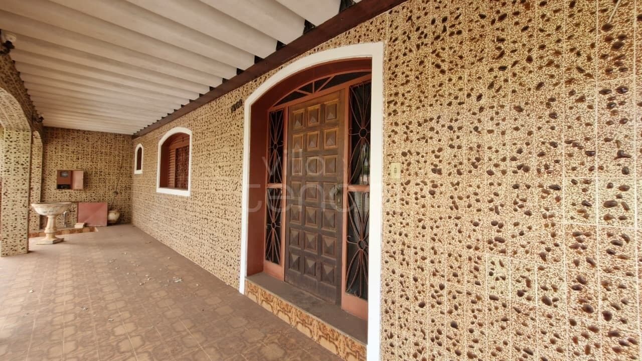 Uma casa com 2 suítes e muito charme no Centro de Mirassol