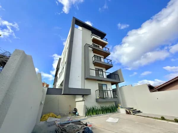 Apartamento à venda no bairro Pedro Moro em São José dos Pinhais/PR
