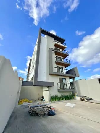 Apartamento à venda no bairro Pedro Moro em São José dos Pinhais/PR