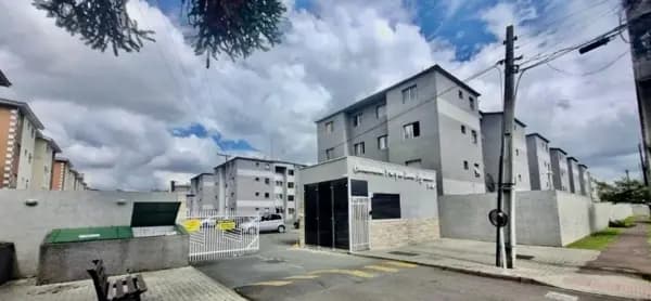 Apartamento à venda no bairro Ouro Fino em São José dos Pinhais/PR