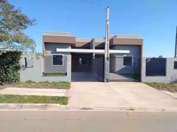 Casa à venda no bairro Costeira em Araucária/PR