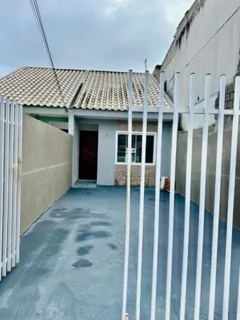 Casa à venda no bairro Tatuquara em Curitiba/PR