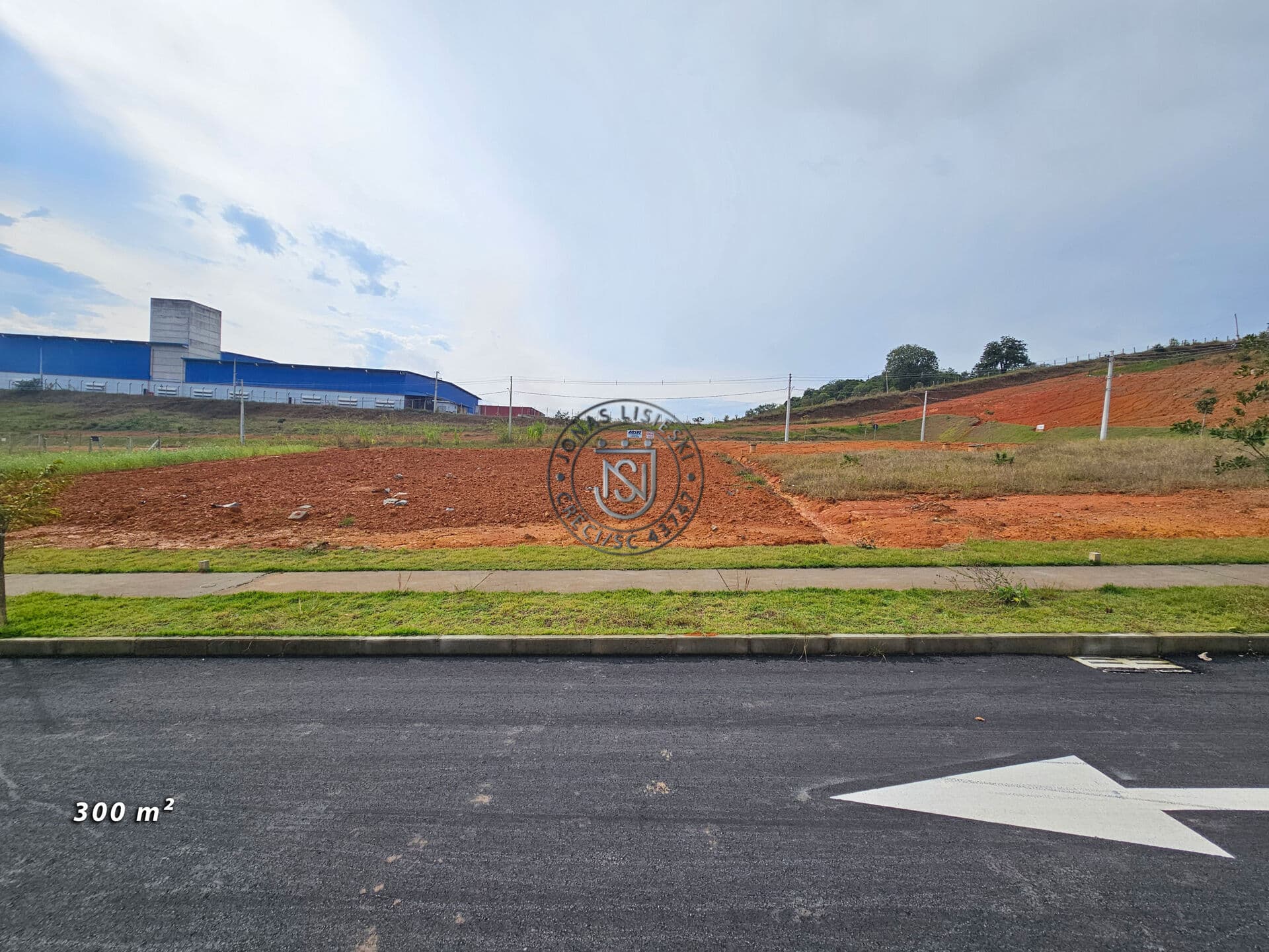 Lote com 300,00 m²