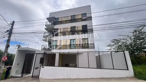 Apartamento à venda próximo ao Shopping Caruaru com 2 quartos, suíte e financiamento disponível