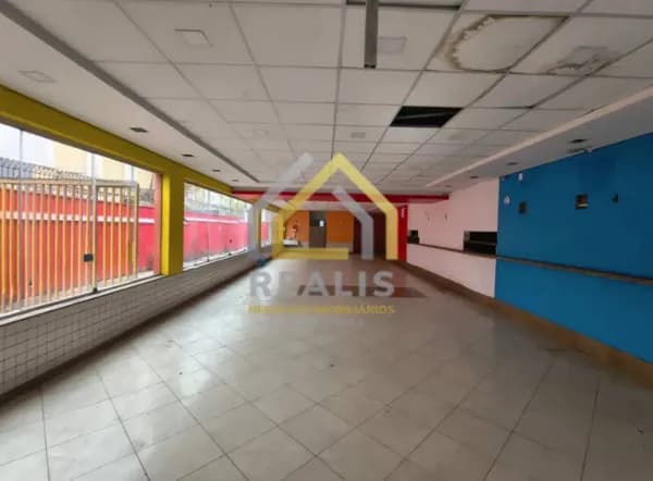 Loja Ponto Comercial 450m² com estacionamento em Santo Amaro São Paulo SP