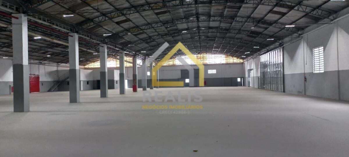Pavilhão/Galpão Comercial-Industrial 3959 m² de A/C e 5000 m² de A/T