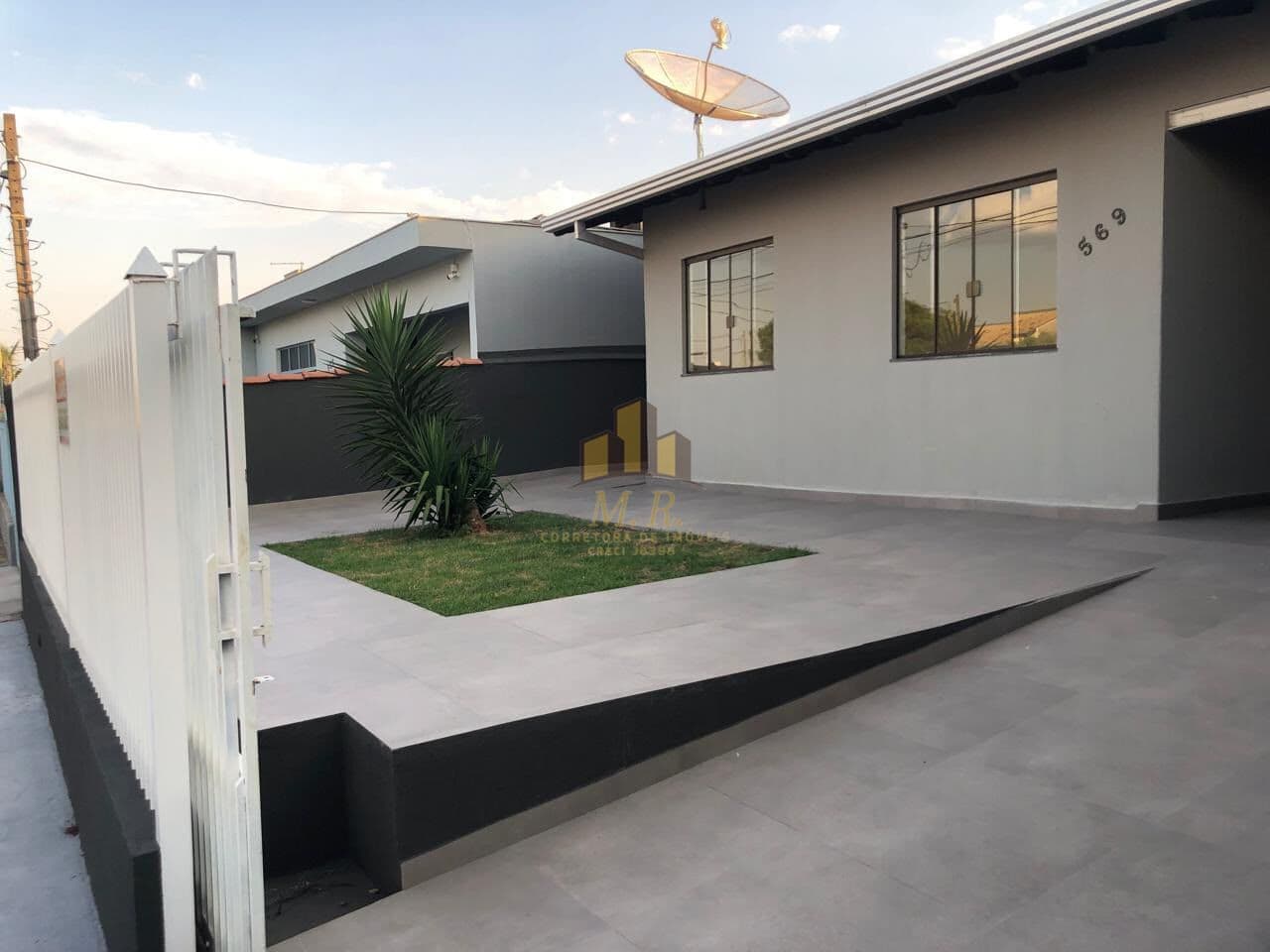 Casa em Londrina - Bandeirantes