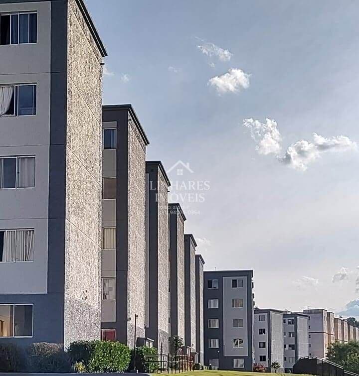Apartamento em Petrópolis - Cotia - SP.