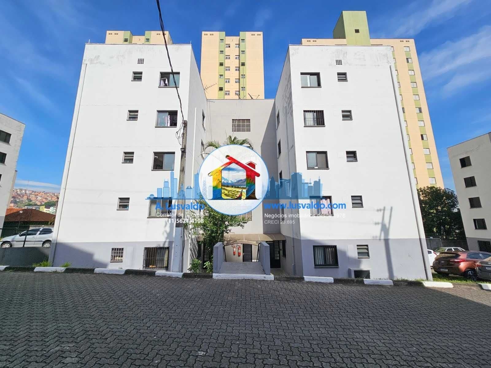Apartamento reformado com 2 dormitórios e 1 vaga na Vila Santa Terezinha em São Bernardo do Campo