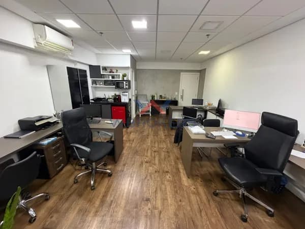 Sala comercial mobiliada no Espaço Cerâmica