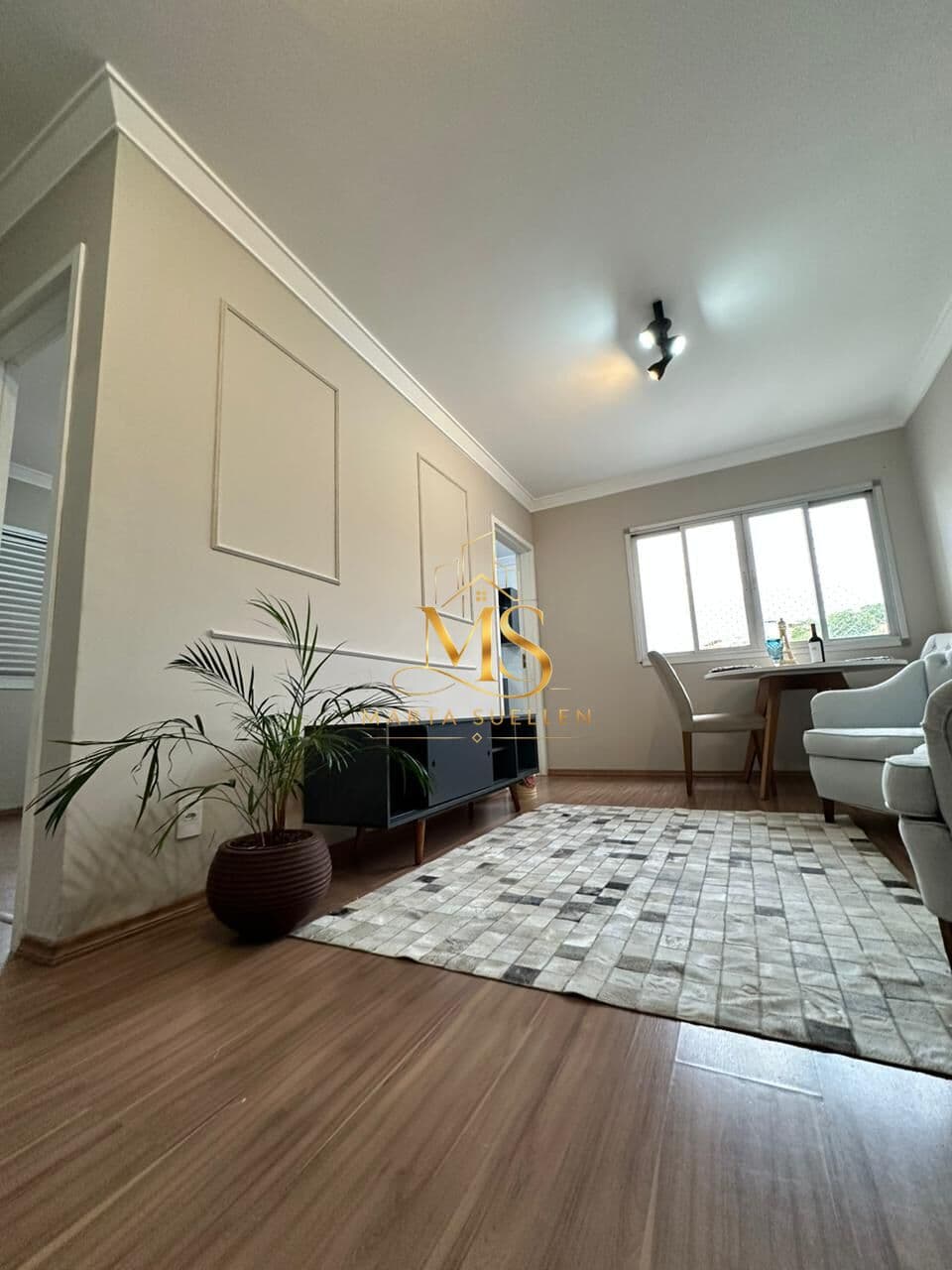 Apartamento LINDO D+ recém reformado com excelente localização!