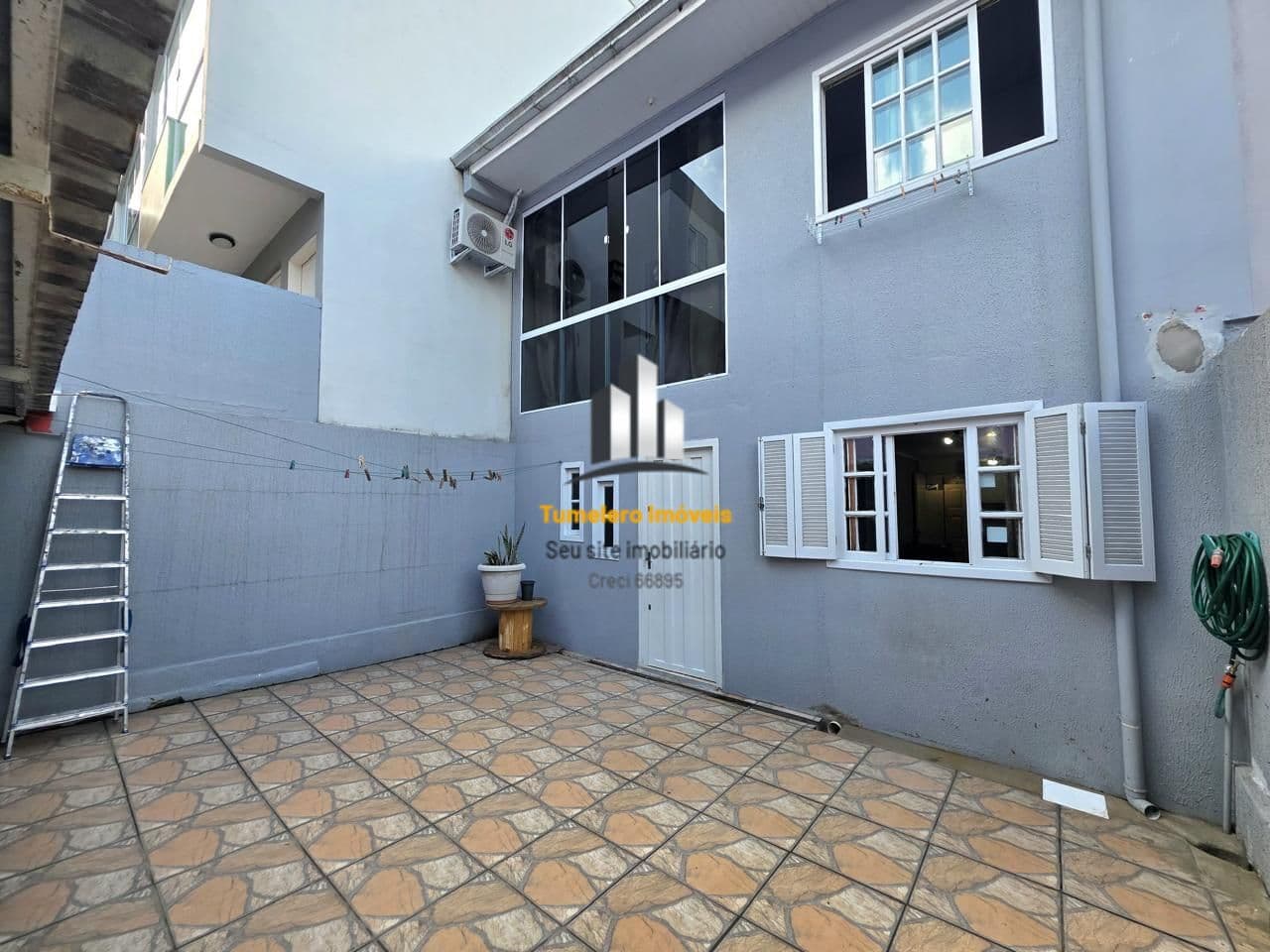 Sobrado em Caxias do Sul - Cidade Nova