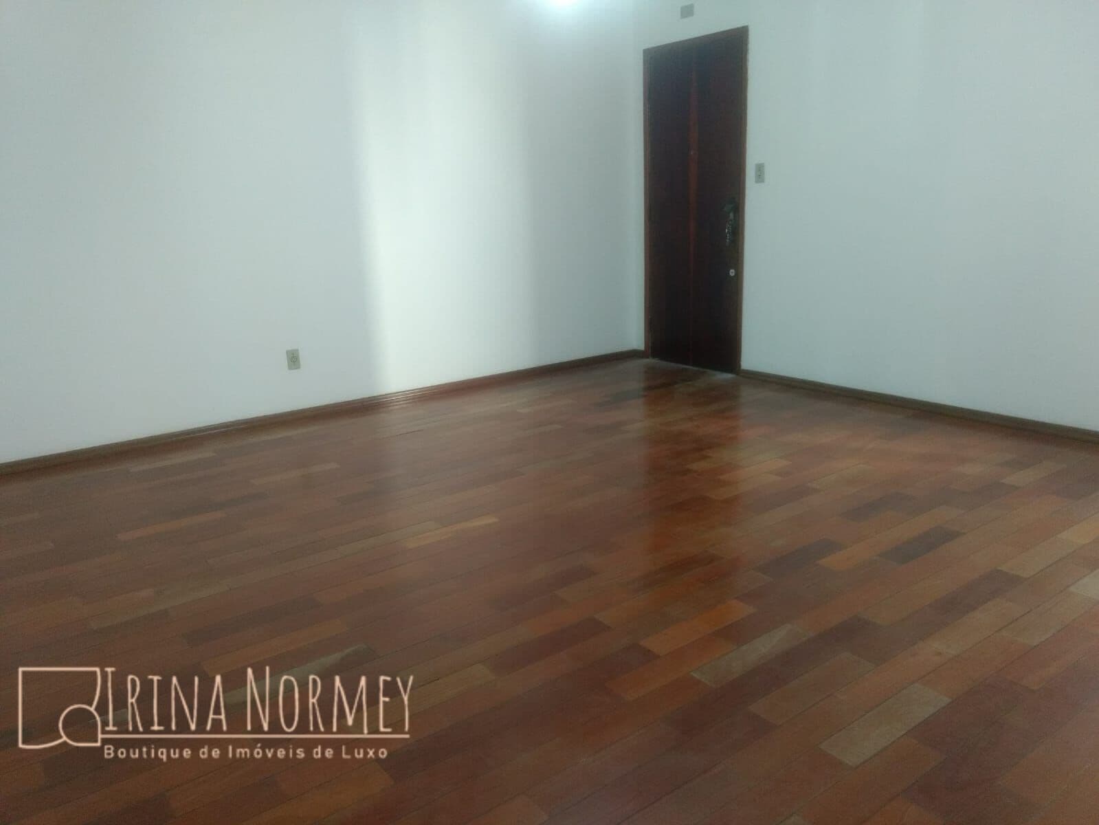 Cobertura á venda 2 dormitórios sendo 1 suite, no Bairro Santa Maria, São Caetano do Sul/SP