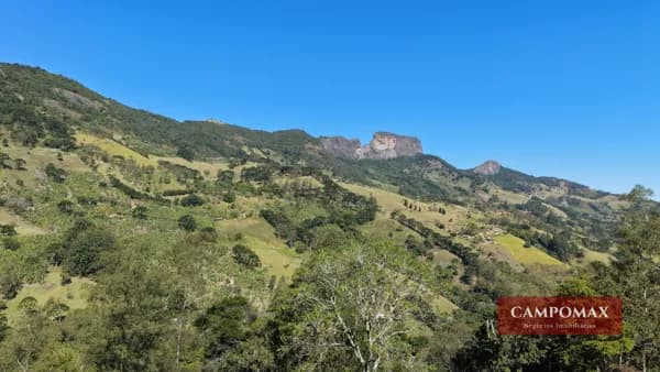 Terreno Exclusivo de Frente para o Asfalto com Vista para a Pedra do Baú