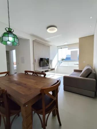 Apartamento pé na areia á venda na Cachoeira do Bom Jesus- Florianópolis / SC