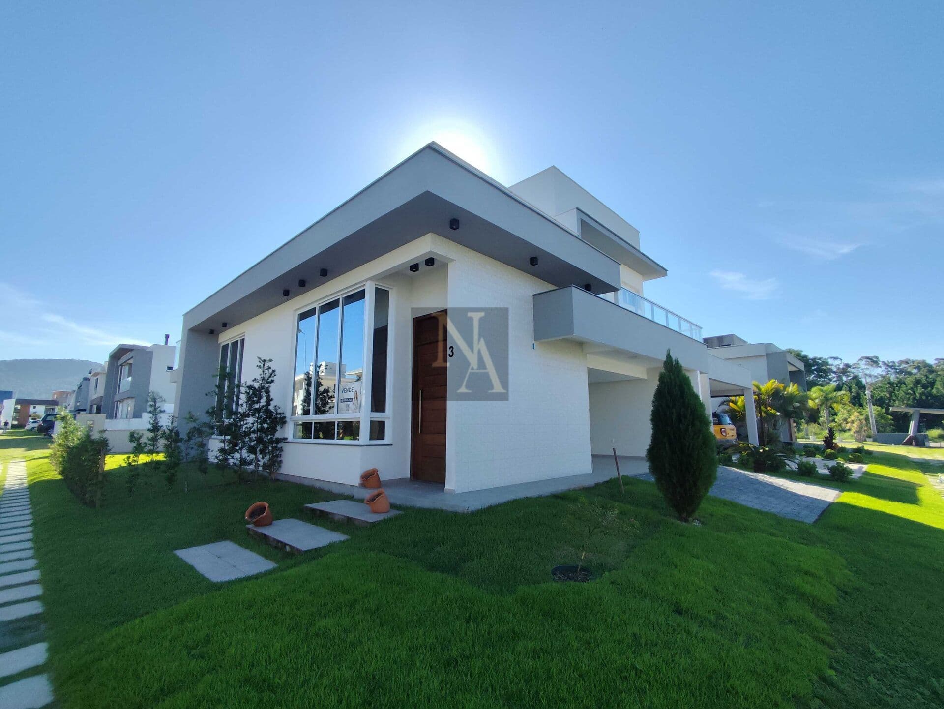 Casa à venda em Condomínio no norte da Ilha- São João do Rio Vermelho