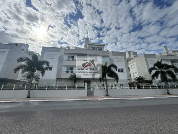 Apartamento 3 dormitórios mobiliado 350 metros do mar!