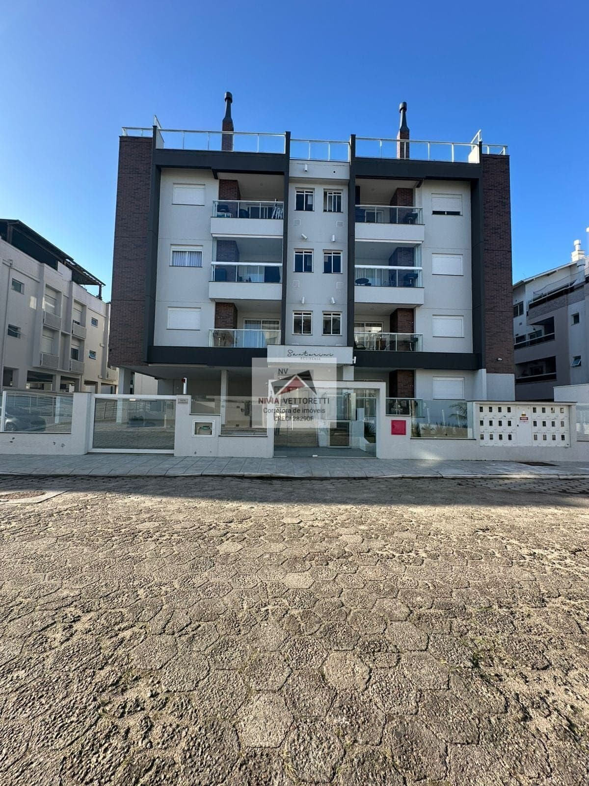 Apartamento 2 dormitórios, suíte - 300 metros do mar!