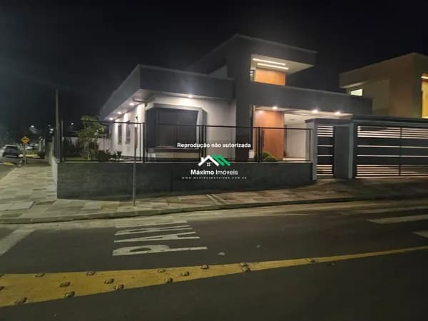 Casa com 3 dormitórios no Bom Pastor