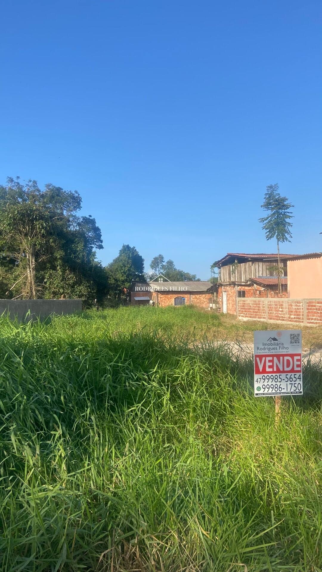 Terreno limpo pronto para construir, balneário Mariluz e Itapoa SC
