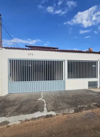Casa para Alugar no Bairro Nossa Senhora das Graças em Patos de Minas/MG