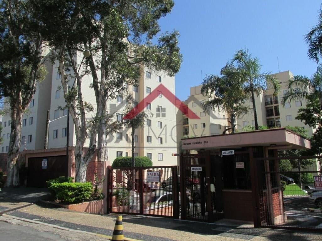 Apartamento de 3 Dormitórios com Ótima Localização e 1 Vaga de Garagem