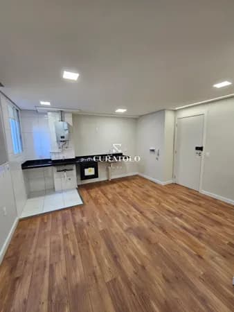 Apartamento à venda com 37 m², 1 quarto no Jardim em Santo André.