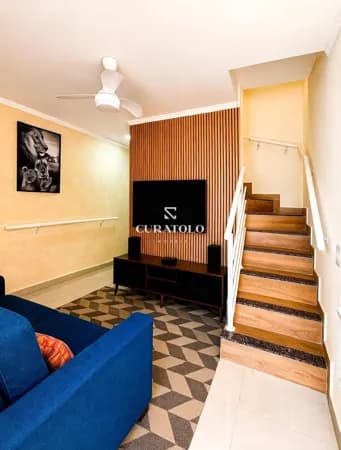 Casa à venda com 60 m², 2 suítes e vaga na Vila Califórnia, São Paulo.