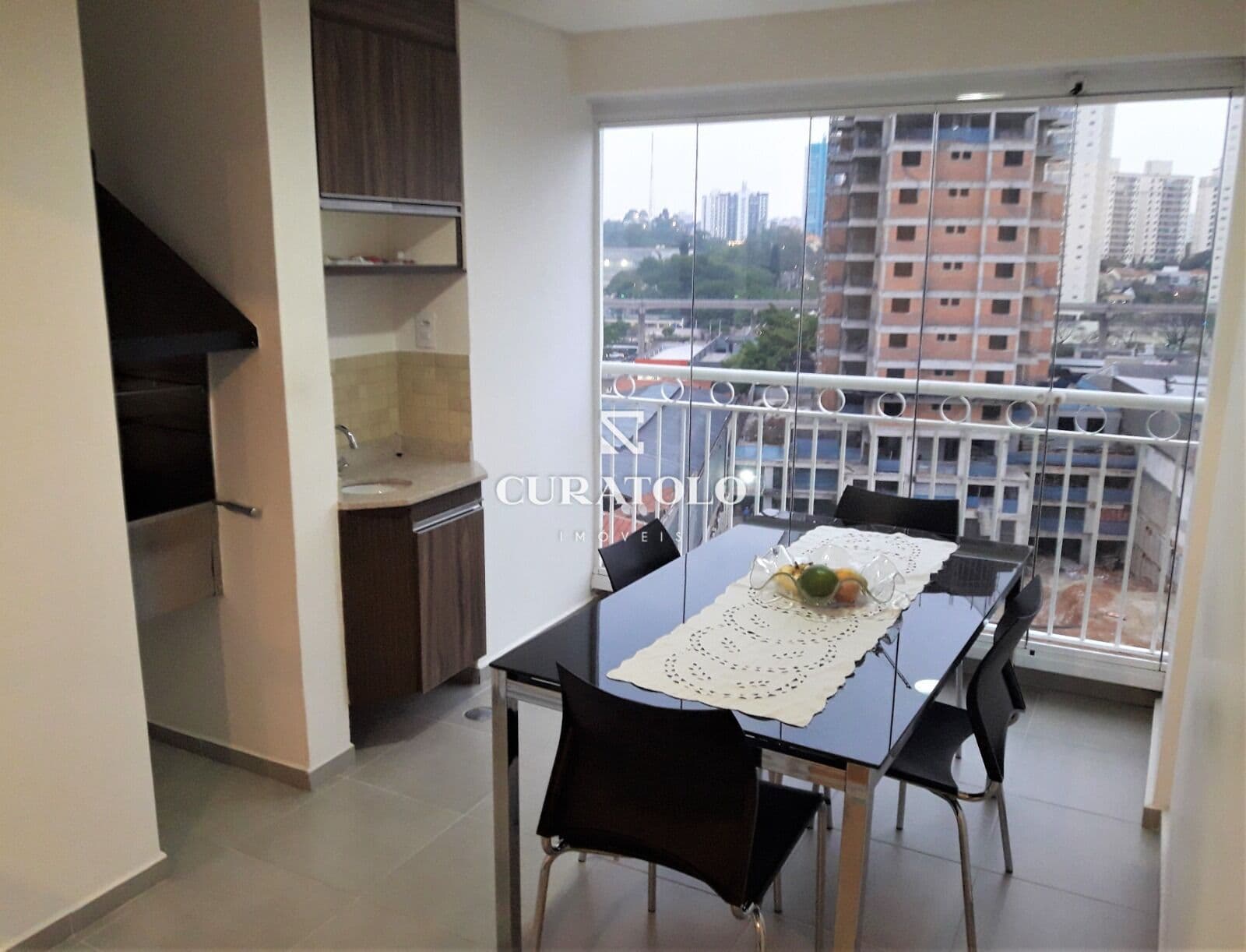 Apartamento à venda com 85 m², 3 quartos, varanda gourmet e 2 vagas, Vila Prudente, em São Paulo.