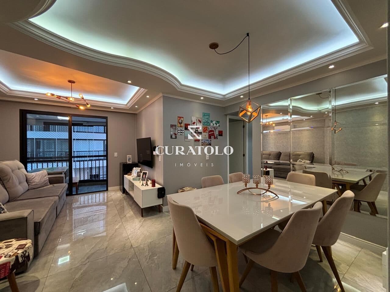 Apartamento à venda com 88 m², 3 quartos e 2 vagas na Vila Prudente, São Paulo.