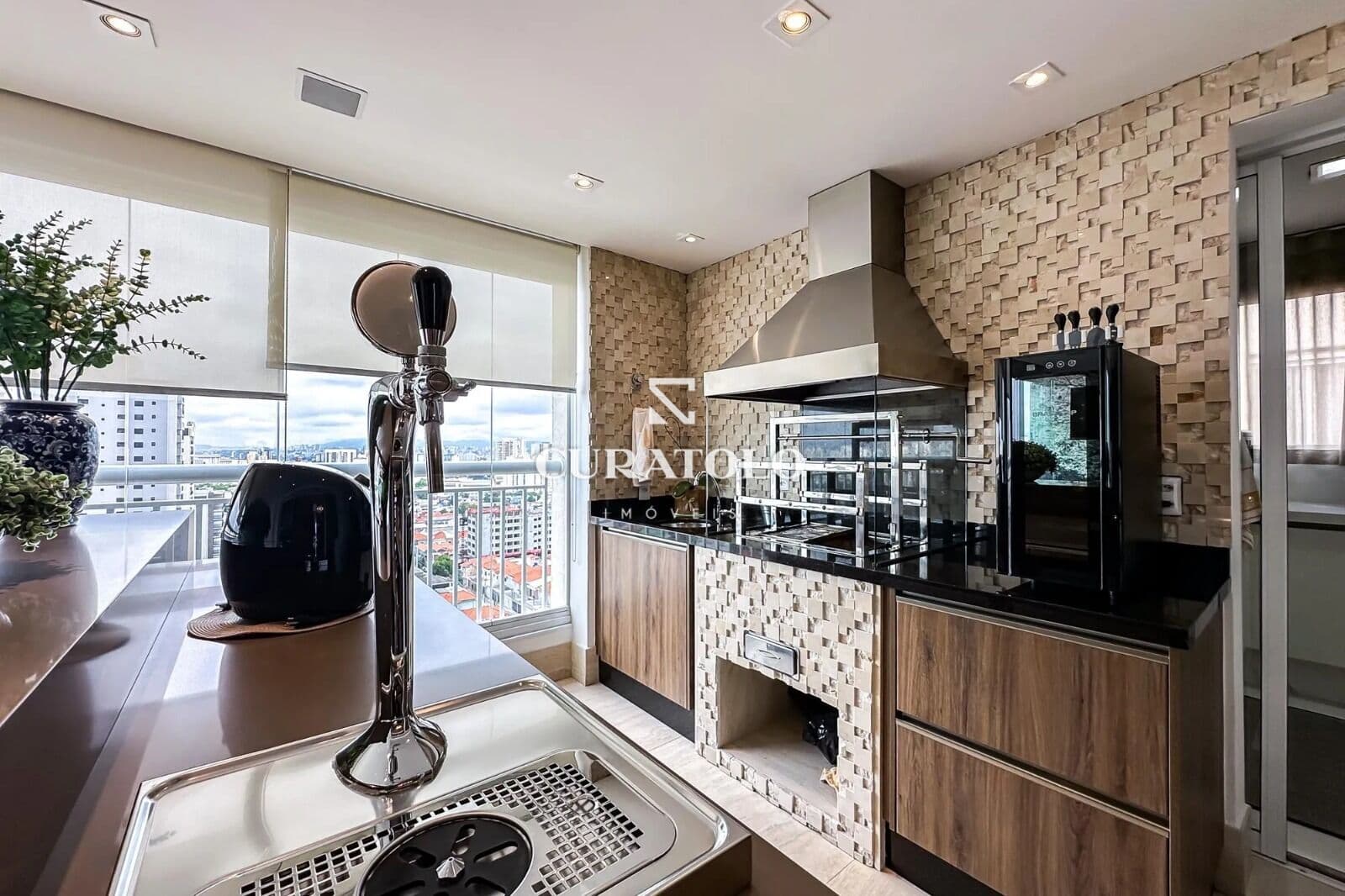 Apartamento à venda de 2 quartos sendo 1 suíte, com 1 vaga, na Mooca, em São Paulo.