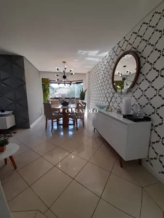 Apartamento à venda com 77 m², 3 quartos, varanda e vaga, Vila Prudente, São Paulo.