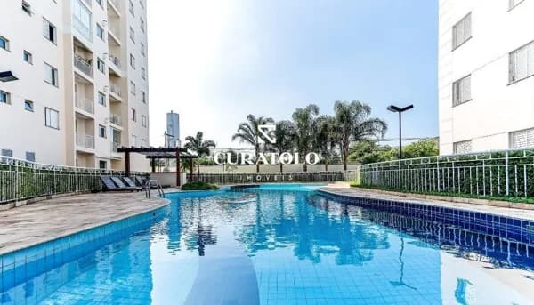 Apartamento à venda com 68 m², 3 quartos, varanda e vaga na Vila Guilherme, São Paulo.