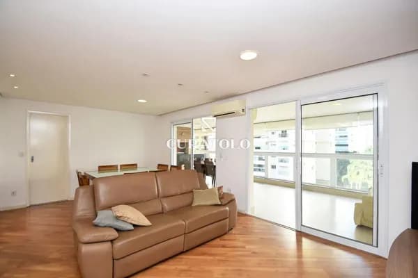 Apartamento à venda de 3 quartos sendo 3 suítes com 3 vagas, no Paraíso, em São Paulo.