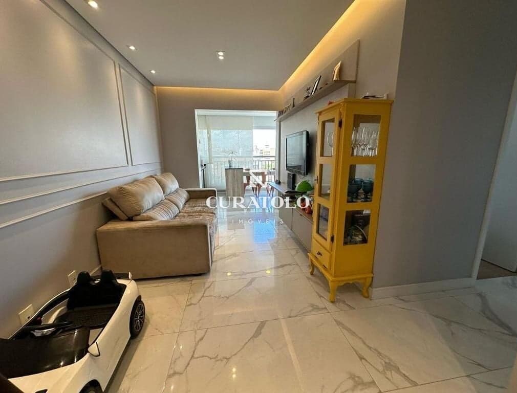 Apartamento à venda com 71 m², 2 quartos, vaga e varanda gourmet, Quarta Parada, São Paulo.