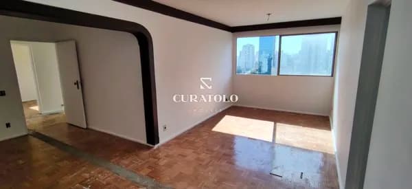 Apartamento à venda com 115 m², 4 quartos e vaga na Vila Olímpia, São Paulo.