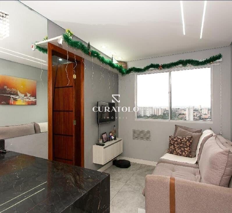Apartamento à venda de 1 quarto com 1 vaga, no bairro Tatuapé, em São Paulo.
