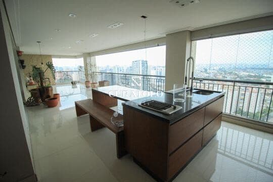 Apartamento à venda de 3 quartos sendo 3 suítes, com 2 vagas , na Mooca, em São Paulo.
