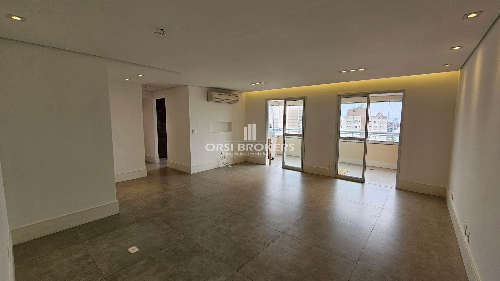 Apartamento 102m² - COLORE JAGUARÉ