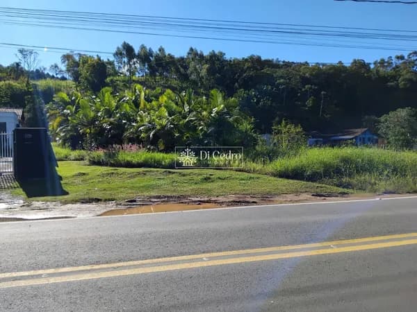 TERRENO DE 900 m² EM EXCELENTE LOCALIZAÇÃO – TIMBÓ
