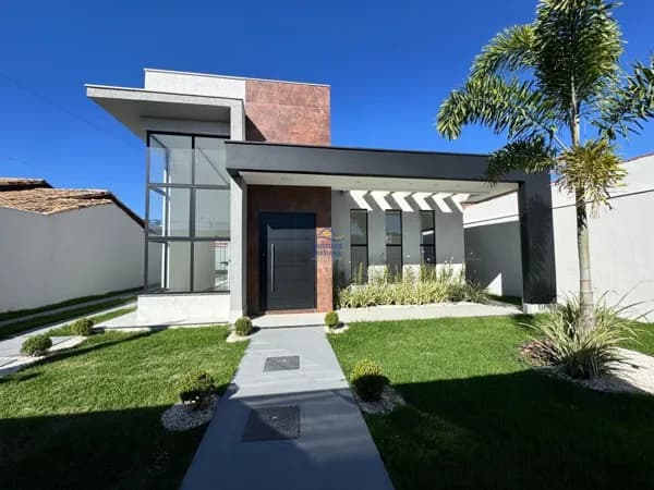Casa Linear com 3 Quartos, 2 Suítes e Terreno de 480 m² à Venda no Barroco - Itaipuaçu