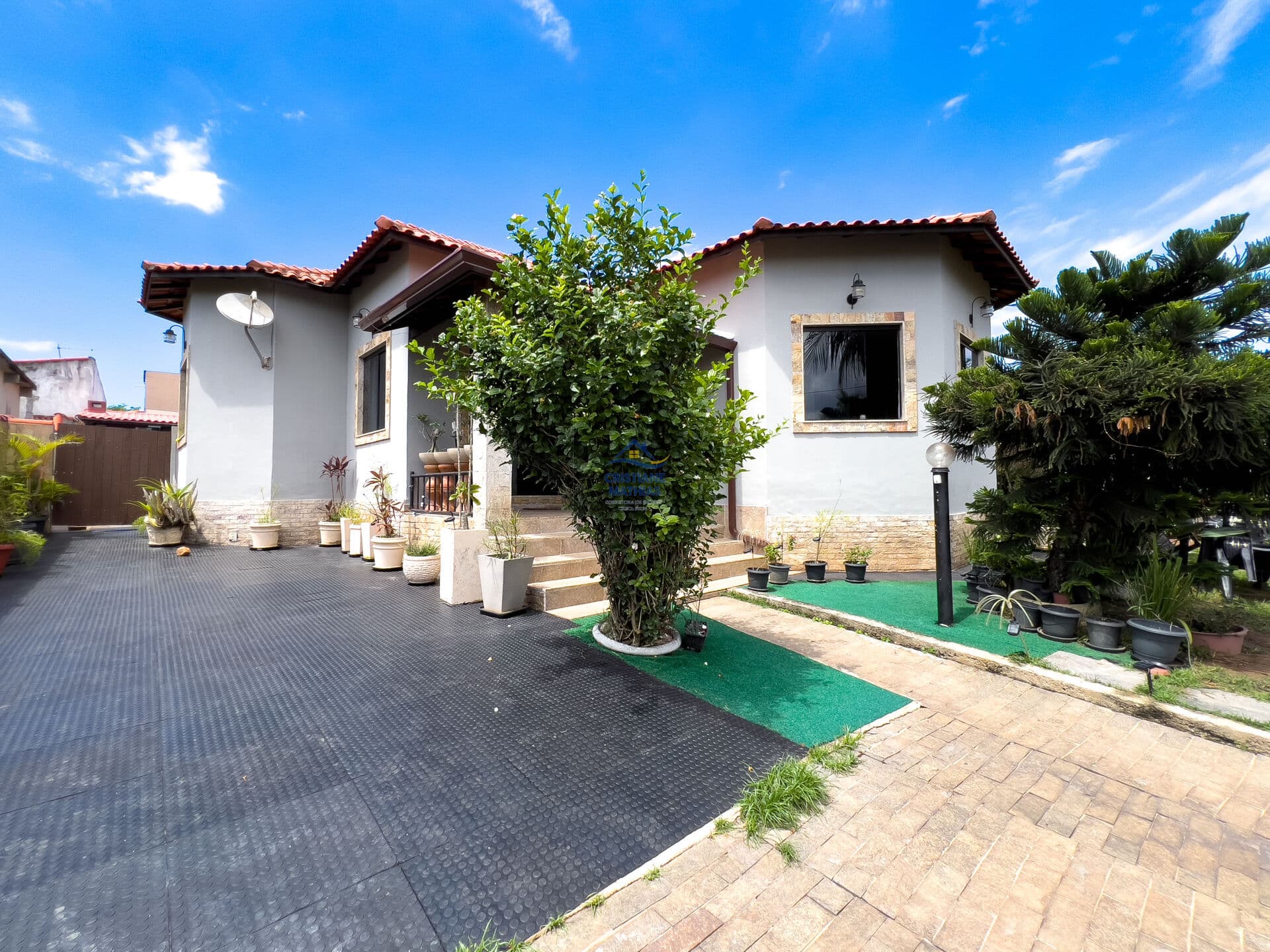 Casa Alto Padrão a venda em Itaipuaçu - Marica/RJ