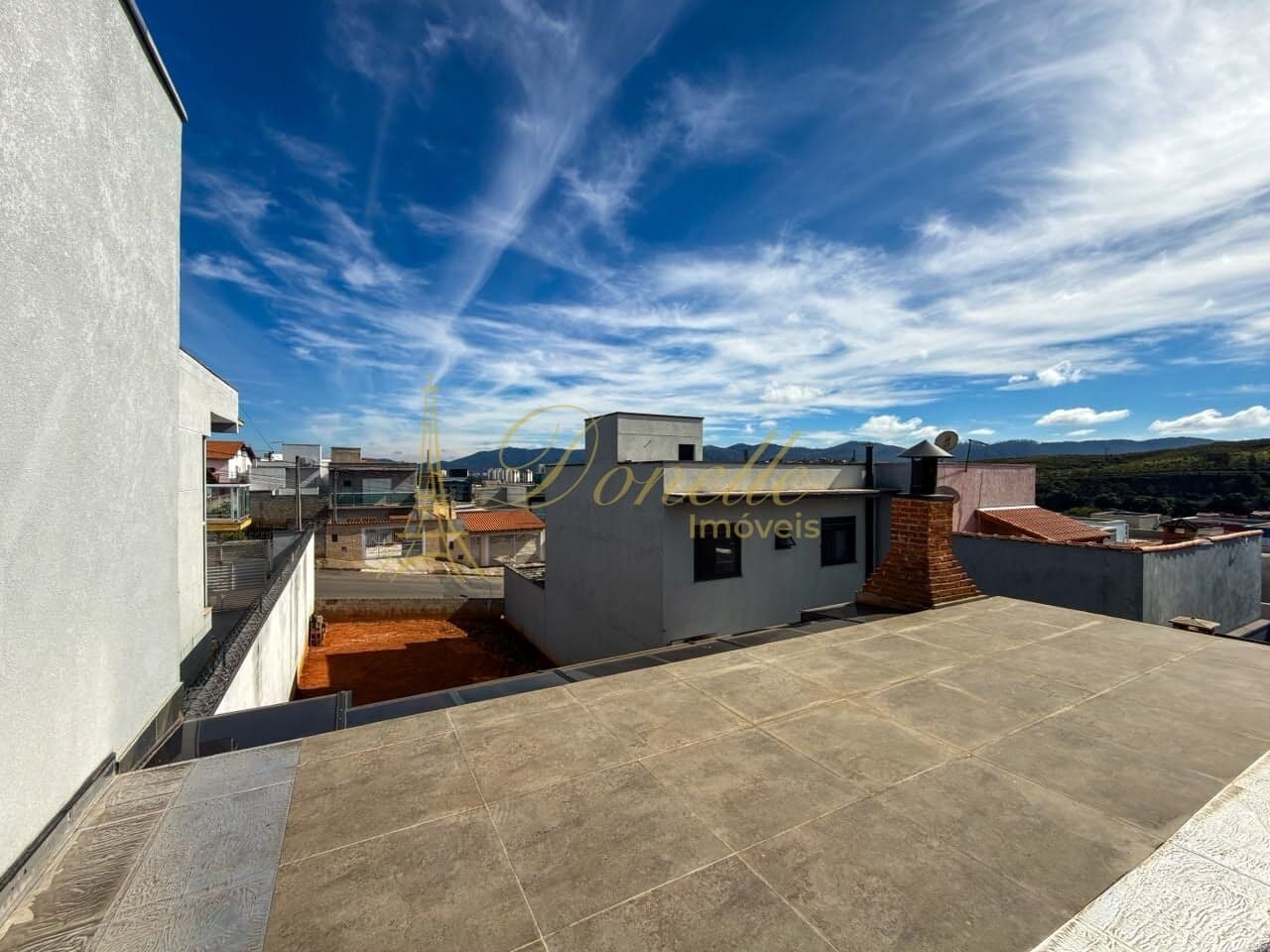 Sobrado com 3 dormitórios e área gourmet à venda no Villa Di César – Mogi das Cruzes